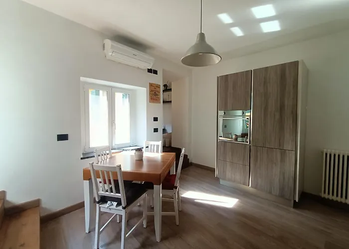 Appartement Delle Erbe - The Nightlife
