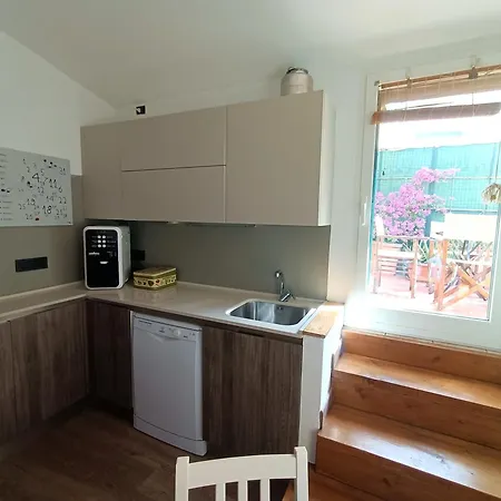 Apartment Delle Erbe - The Nightlife Albenga